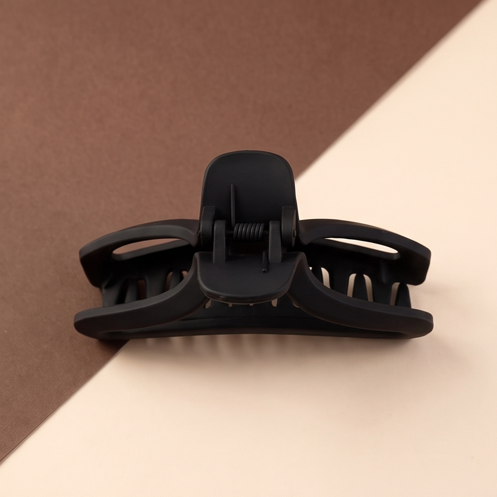 Essential Black Hair Claw